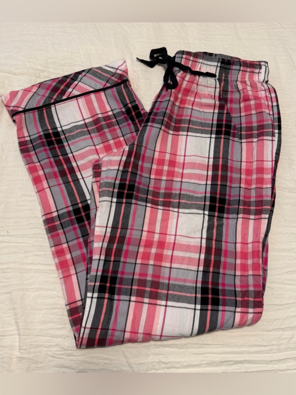 Victoria's Secret Pink and Black Plaid Flannel Lounge Pants